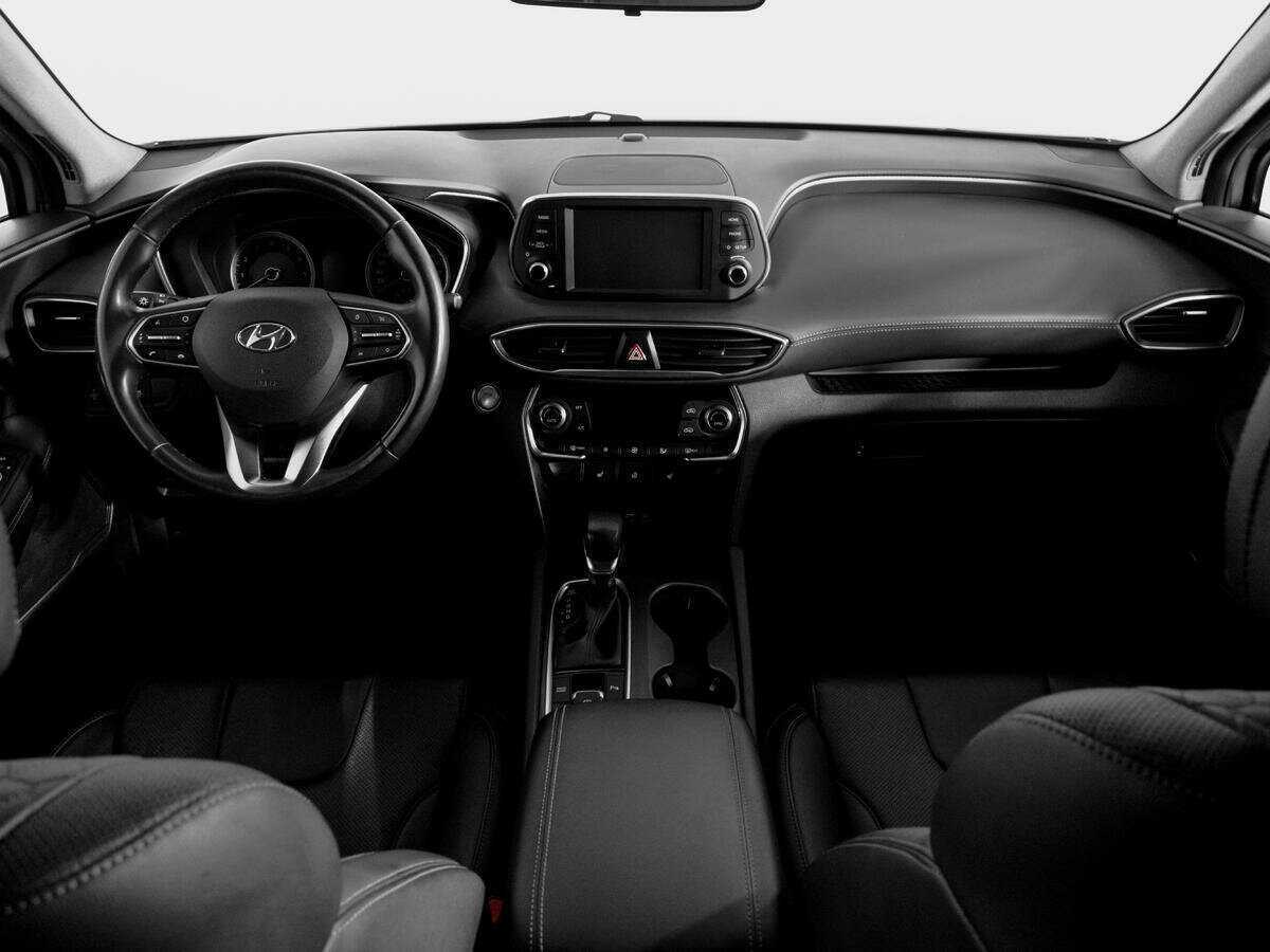 Б/У Хендай Санта Фе 2018 года. Фото: #11