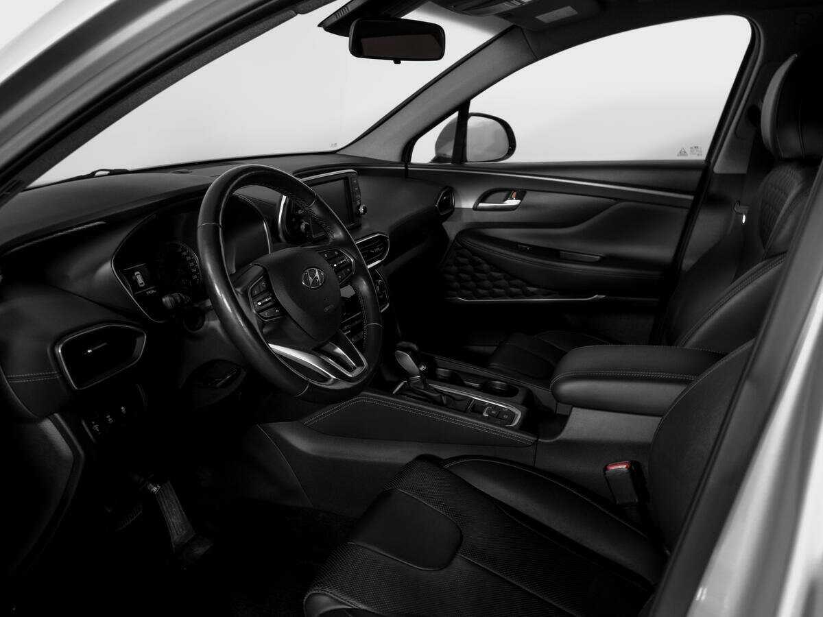 Б/У Хендай Санта Фе 2018 года. Фото: #15