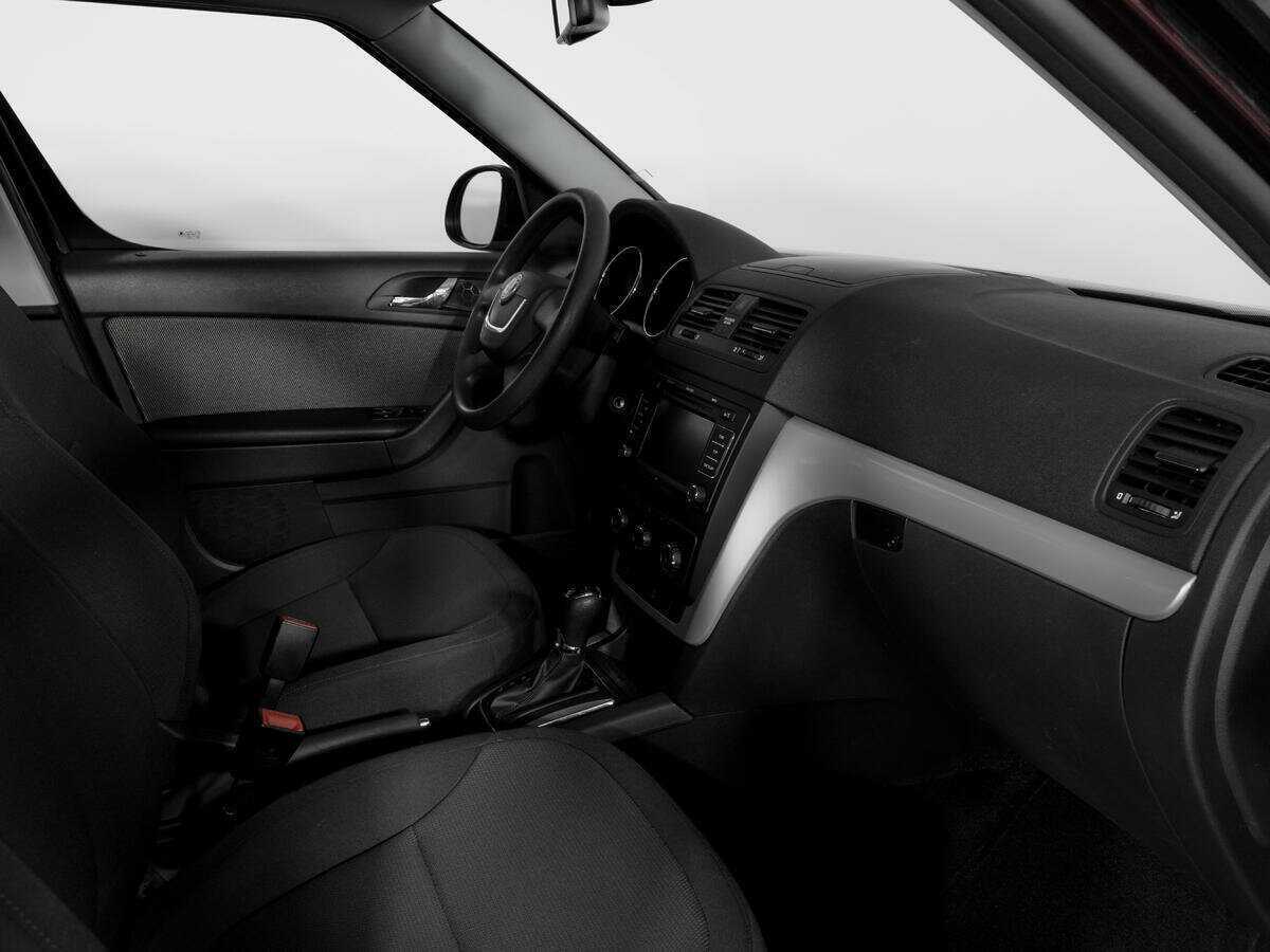 Б/У Шкода Йети 2013 года. Фото: #8