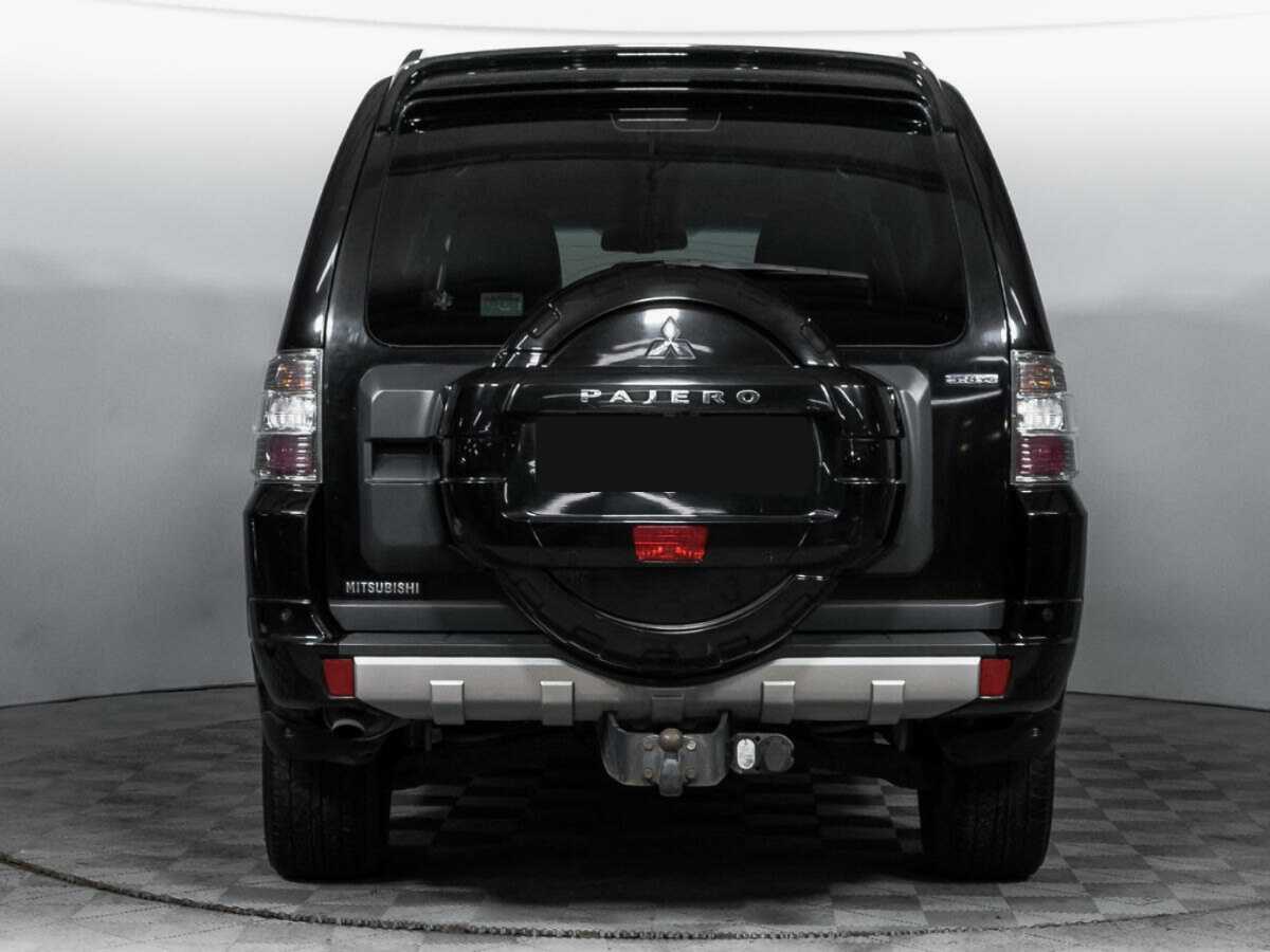 Б/У Митсубиши Паджеро 2014 года. Фото: #5
