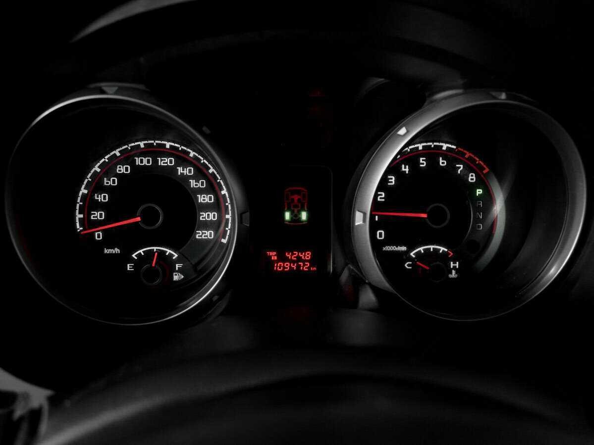 Б/У Митсубиши Паджеро 2014 года. Фото: #10