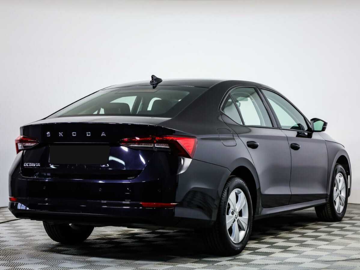Б/У Шкода Октавия 2021 года. Фото: #3