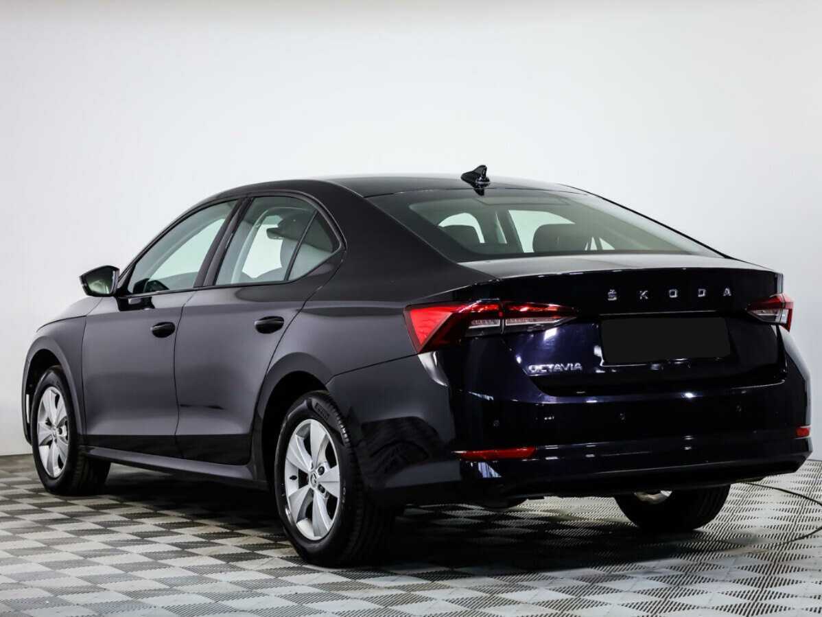 Б/У Шкода Октавия 2021 года. Фото: #5