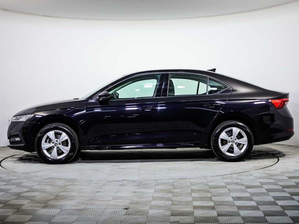 Б/У Шкода Октавия 2021 года. Фото: #6