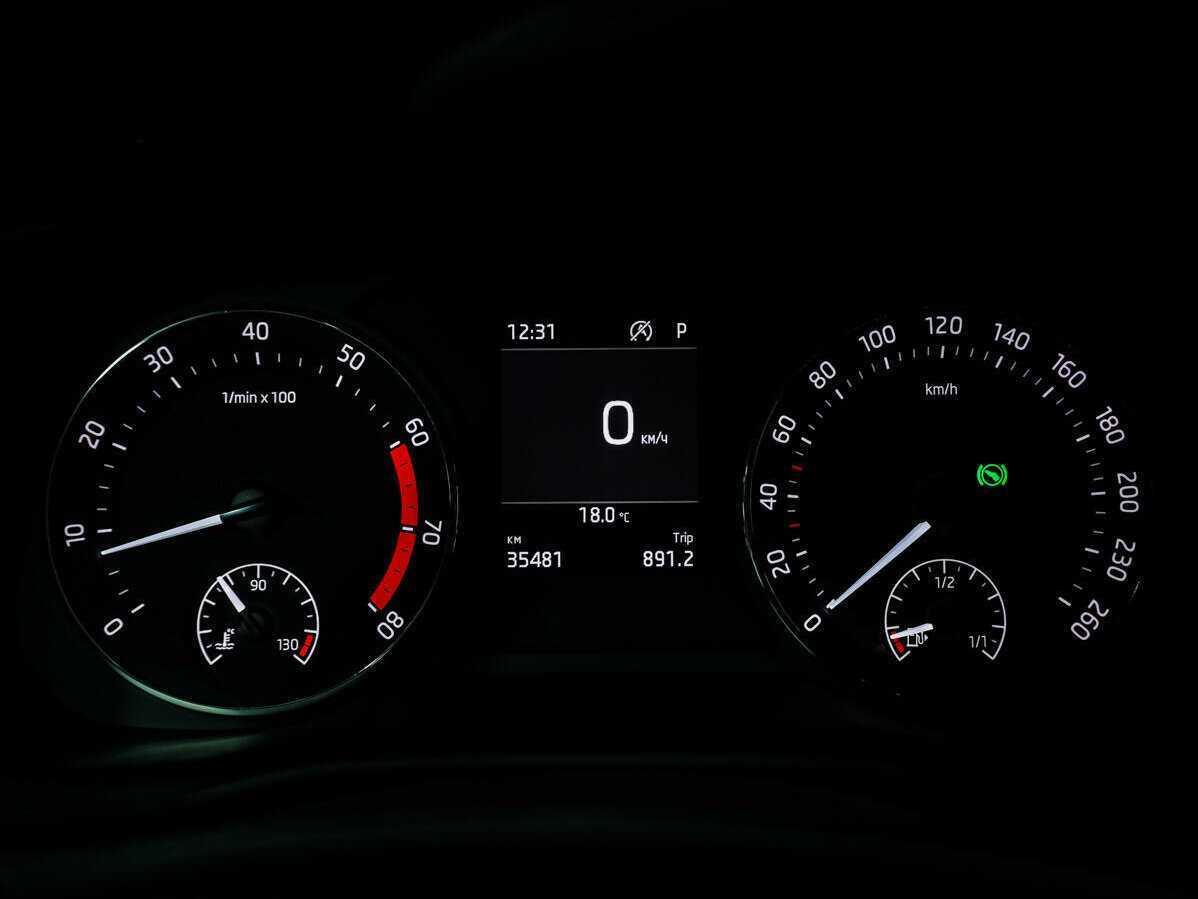 Б/У Шкода Октавия 2021 года. Фото: #15