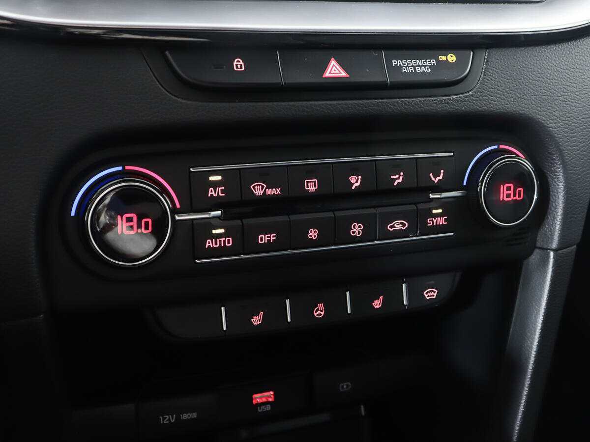 Б/У Киа Икс-Сид 2020 года. Фото: #17