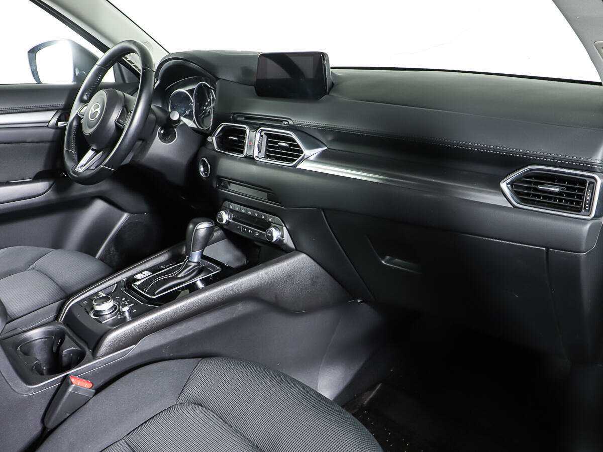 Б/У Мазда Ц-Икс-5 2019 года. Фото: #8