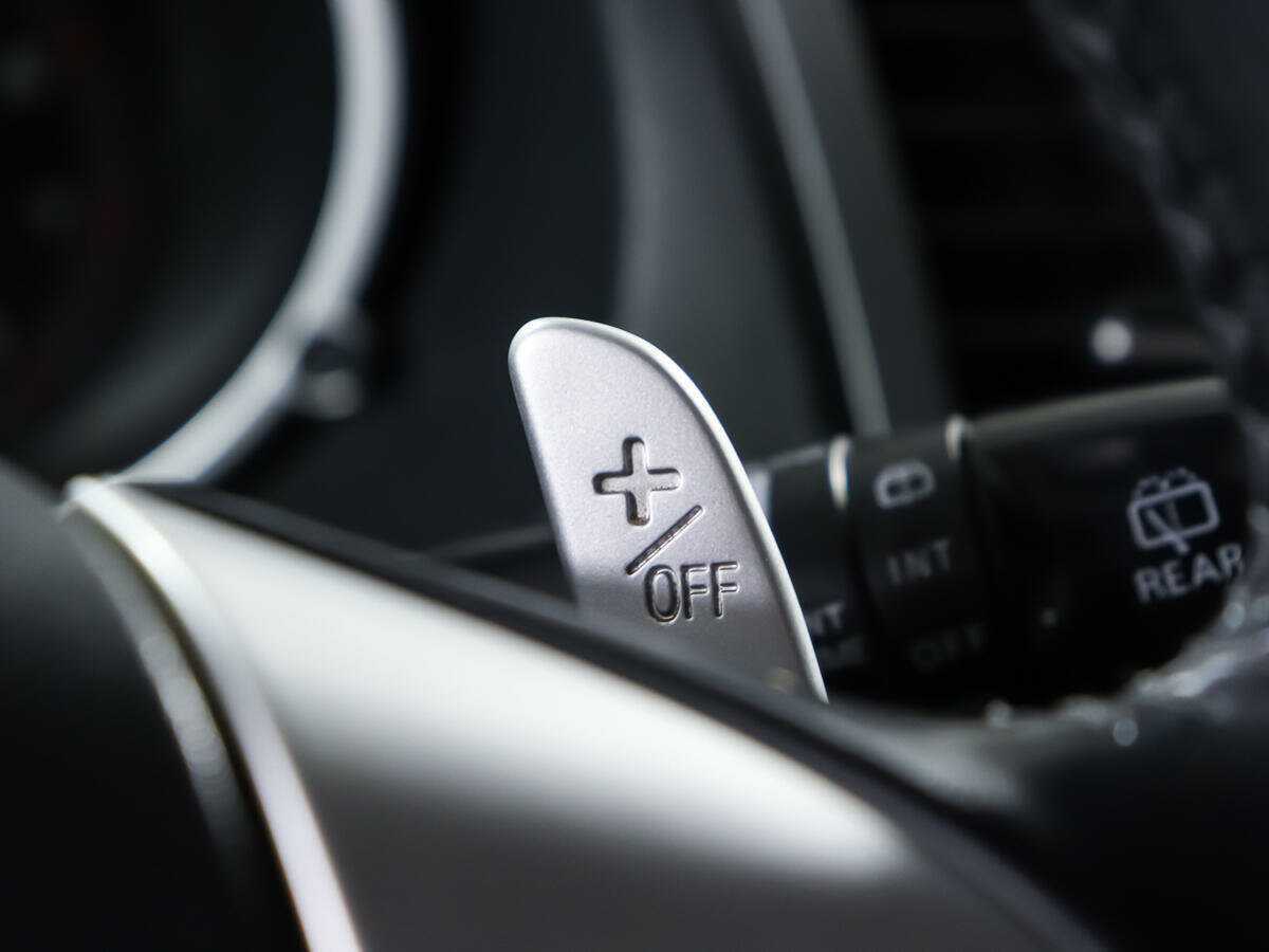 Б/У Митсубиши Оутлэндер 2007 года. Фото: #16