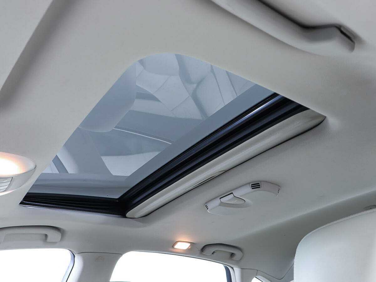 Б/У Инфинити М 2012 года. Фото: #20