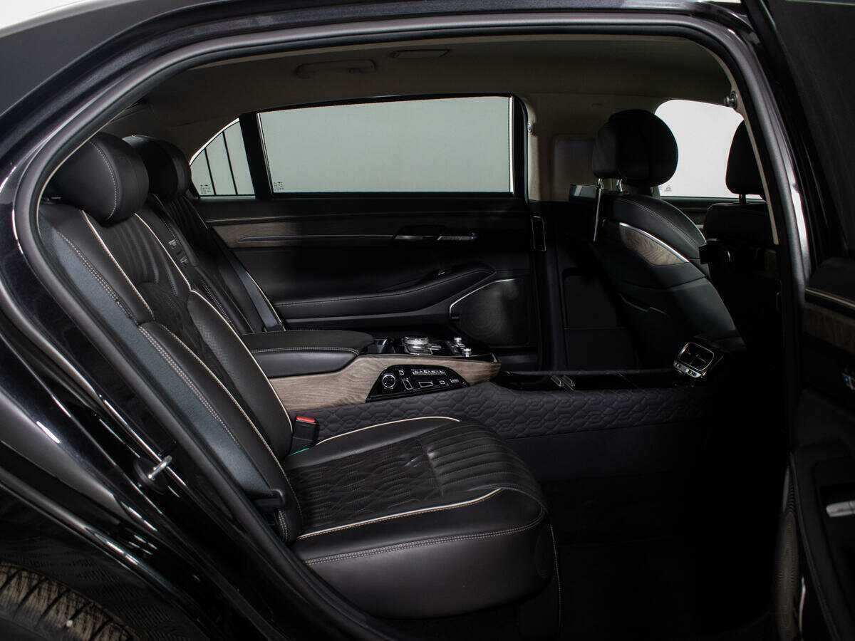 Б/У Генезис Г90 2019 года. Фото: #9