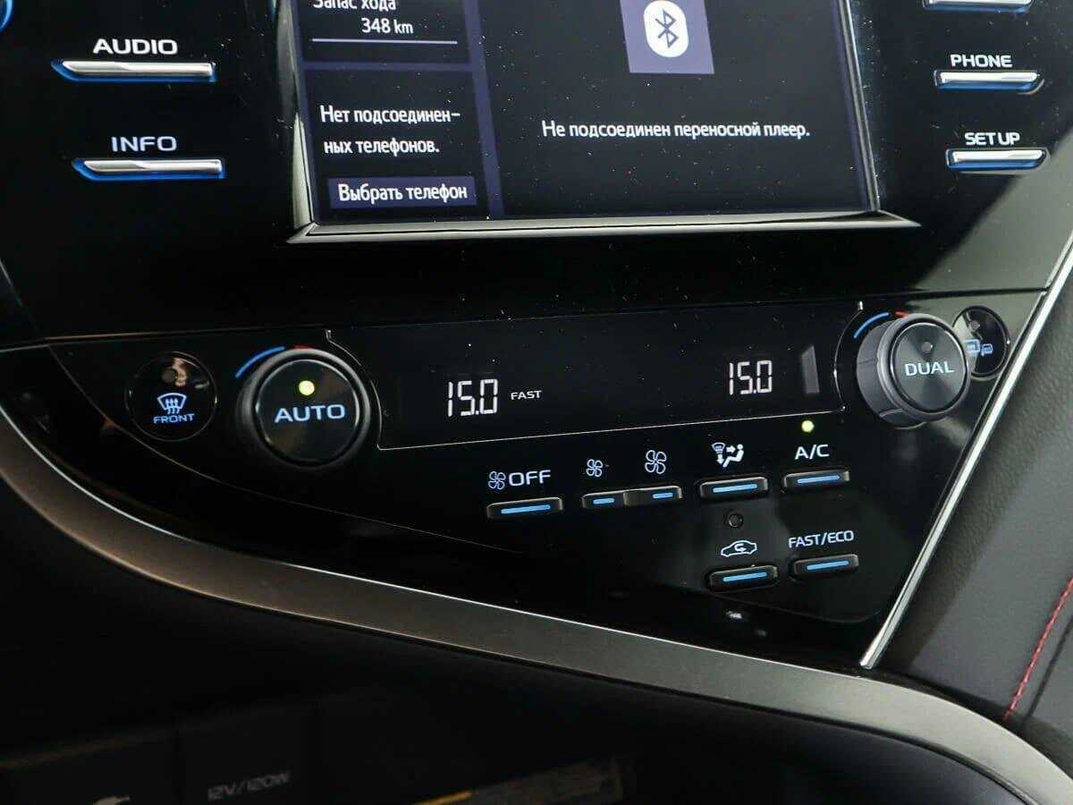 Б/У Тойота Камри 2020 года. Фото: #18