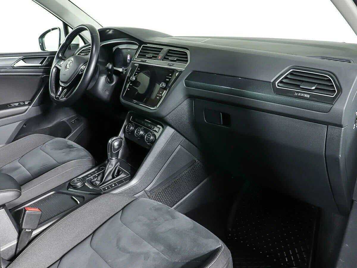 Б/У Фольксваген Тигуан 2017 года. Фото: #6