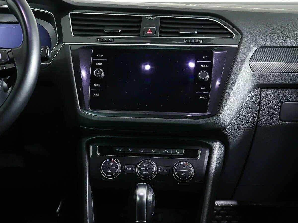 Б/У Фольксваген Тигуан 2017 года. Фото: #9