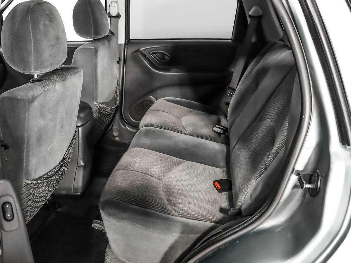 Б/У Мазда Трибьют 2003 года. Фото: #9