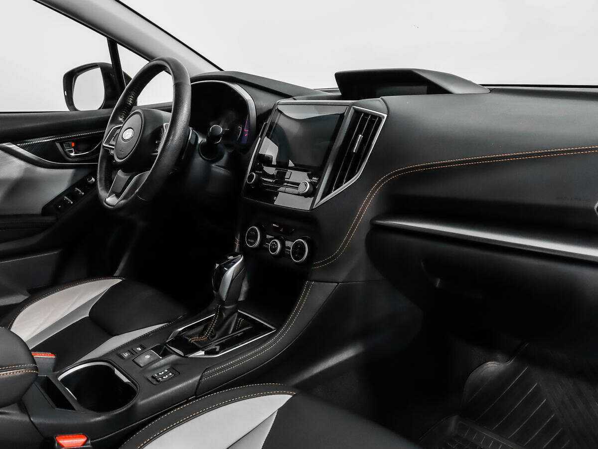 Б/У Субару ИксВи 2017 года. Фото: #12