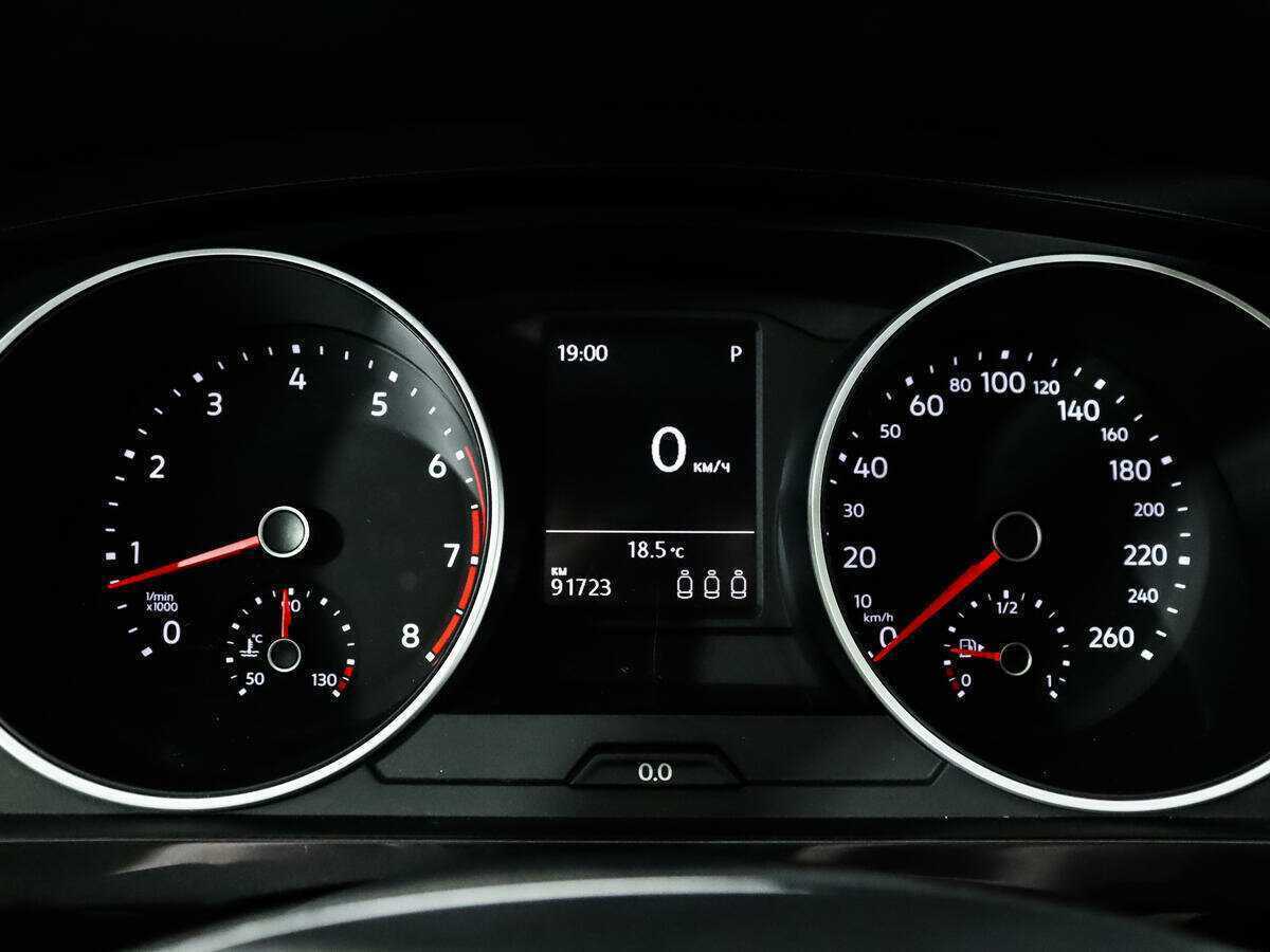 Б/У Фольксваген Тигуан 2019 года. Фото: #10