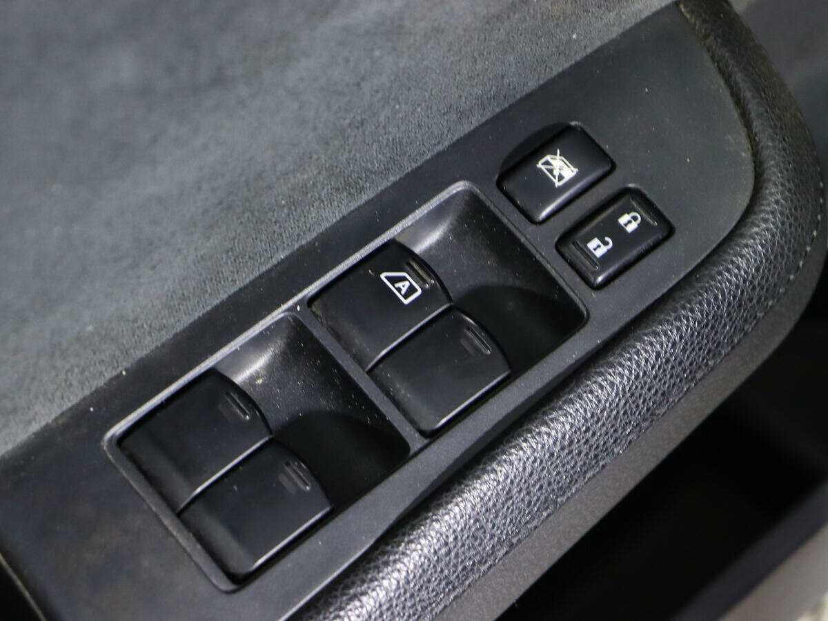 Б/У Ниссан Тиида 2010 года. Фото: #13