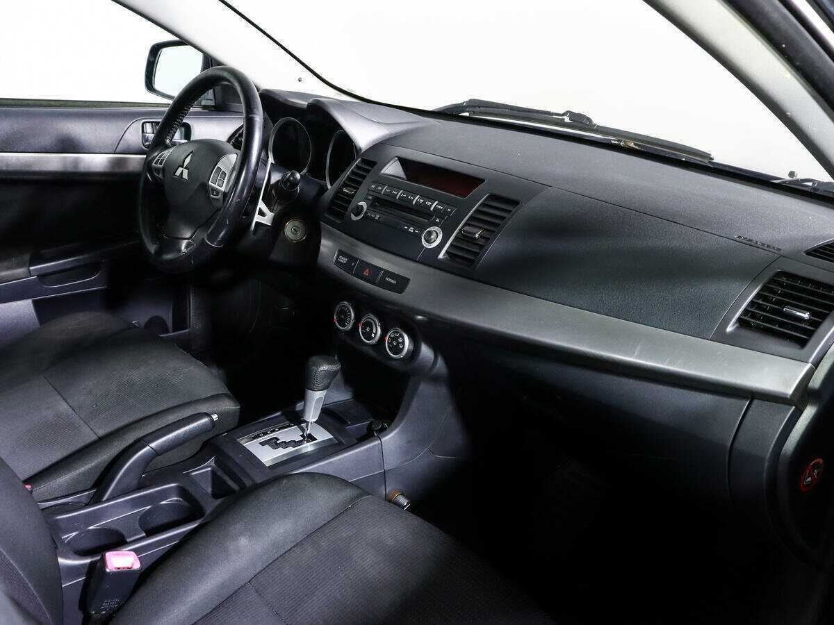 Б/У Митсубиши Лансер 2008 года. Фото: #6