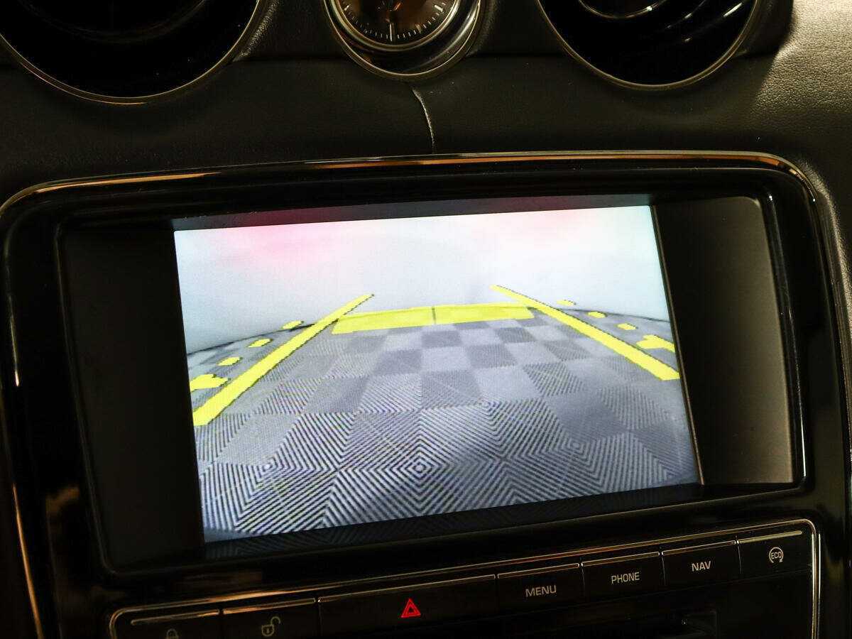 Б/У Ягуар ИксДжи 2014 года. Фото: #14