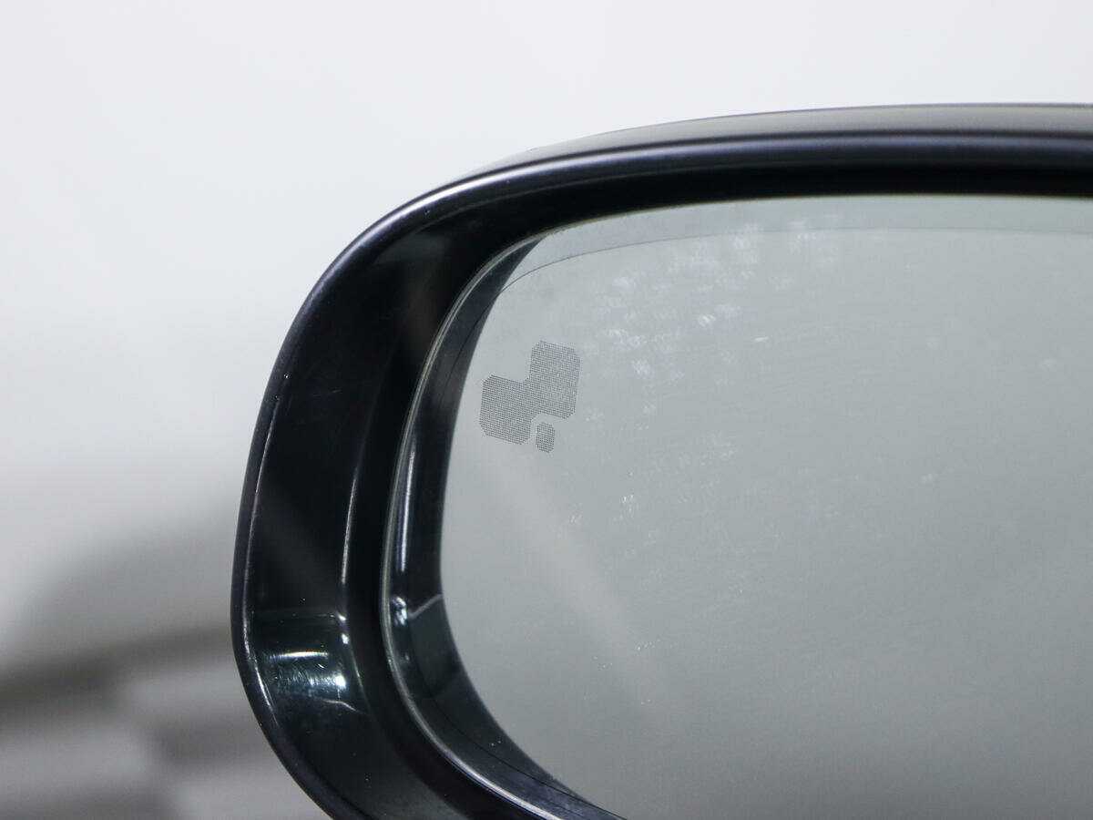 Б/У Ягуар ИксДжи 2014 года. Фото: #19