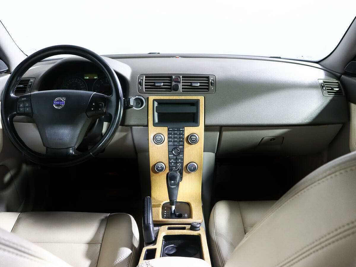 Б/У Вольво С40 2008 года. Фото: #9