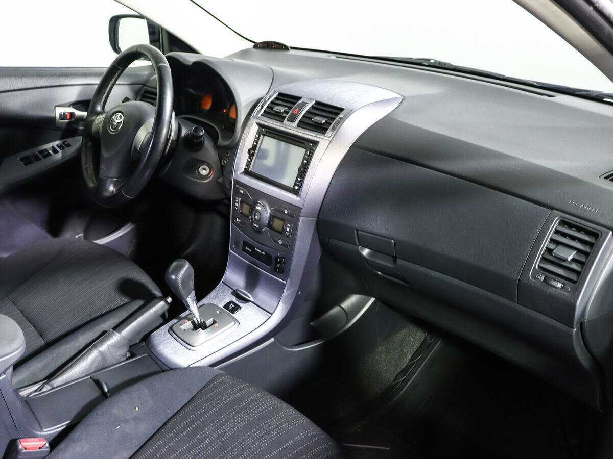 Б/У Тойота Королла 2008 года. Фото: #8