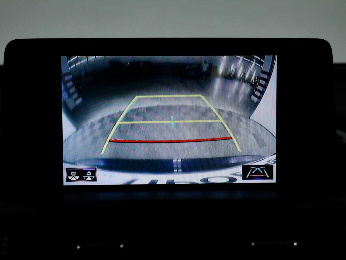 Б/У Лексус Н-Икс 2021 года. Фото: #13