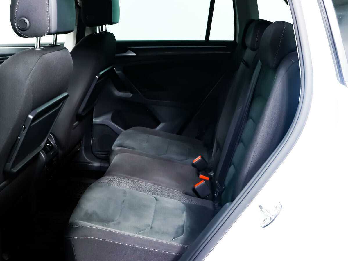 Б/У Фольксваген Тигуан 2019 года. Фото: #10