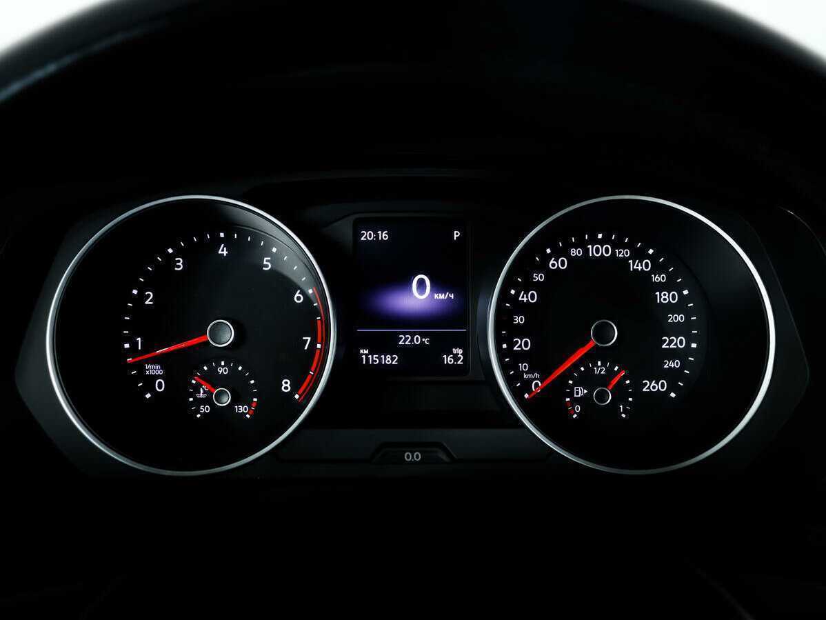 Б/У Фольксваген Тигуан 2017 года. Фото: #9