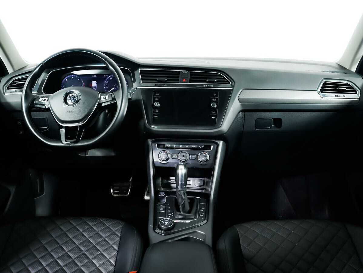 Б/У Фольксваген Тигуан 2018 года. Фото: #10