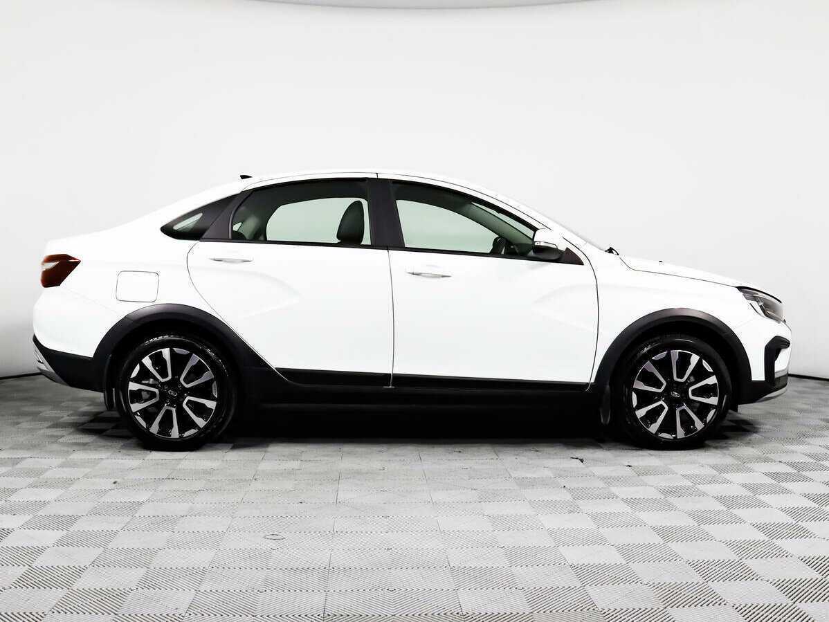 Б/У Лада (ВАЗ) Веста 2023 года. Фото: #3