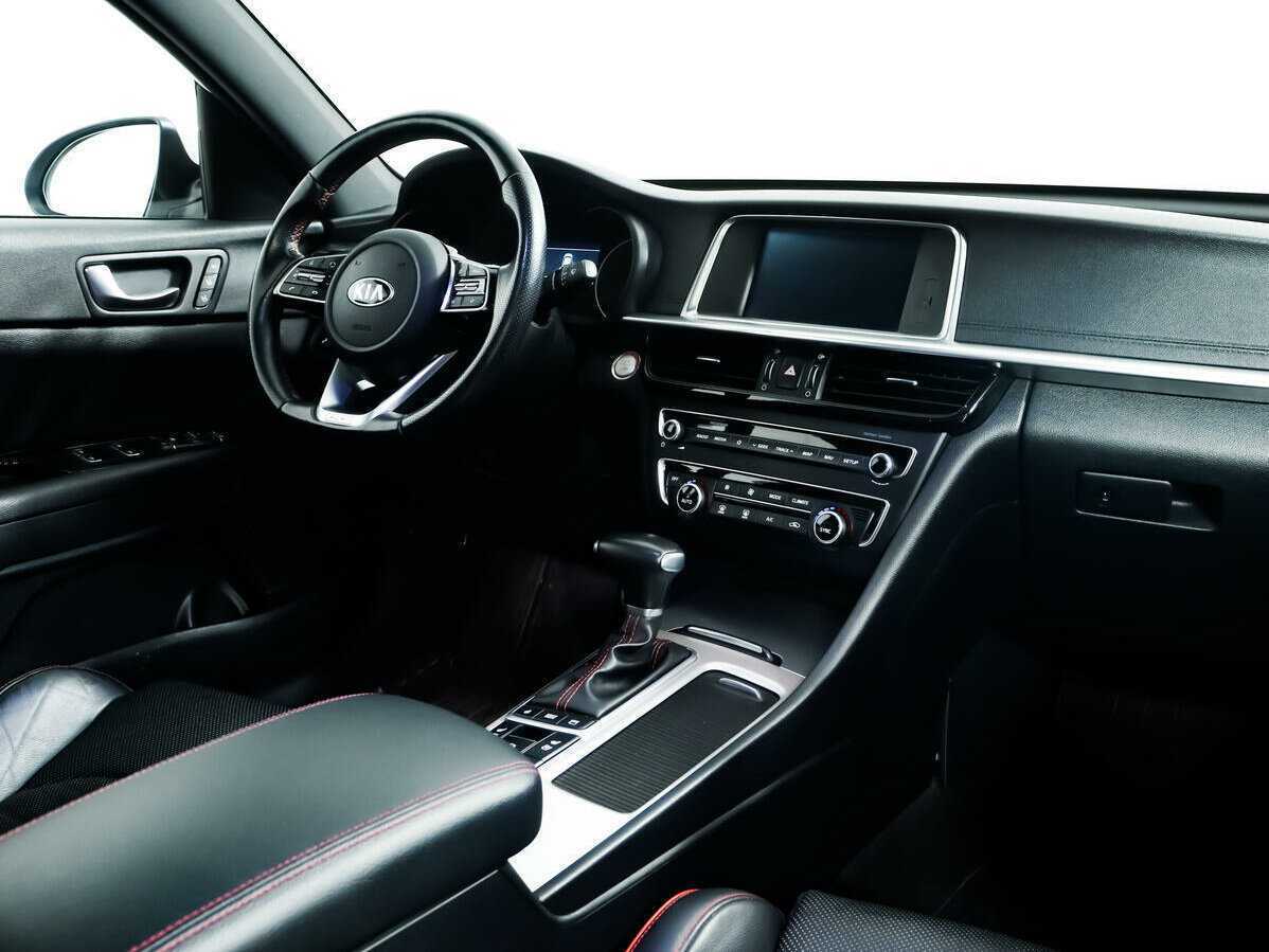 Б/У Киа Оптима 2018 года. Фото: #8