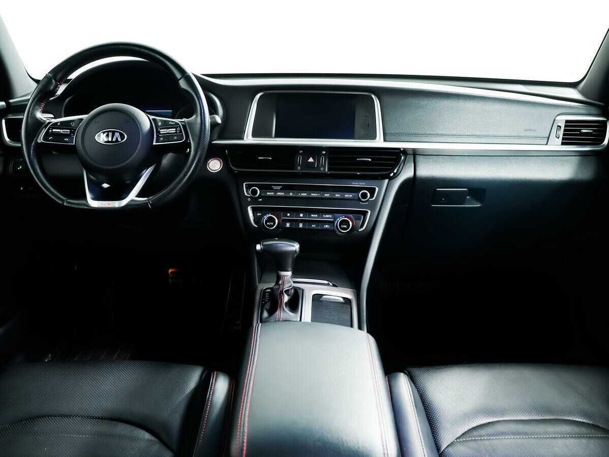 Б/У Киа Оптима 2018 года. Фото: #10