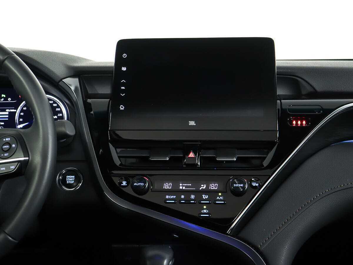 Б/У Тойота Камри 2023 года. Фото: #14