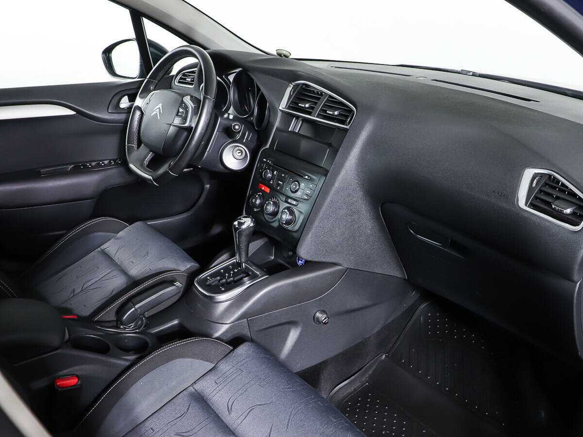 Б/У Ситроен Ц4 2011 года. Фото: #8