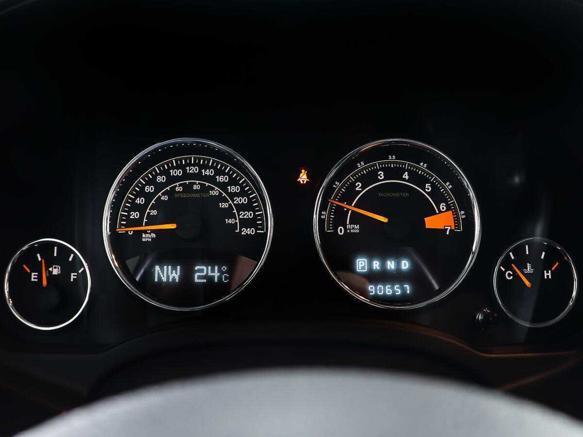 Б/У Джип Компасс 2013 года. Фото: #15