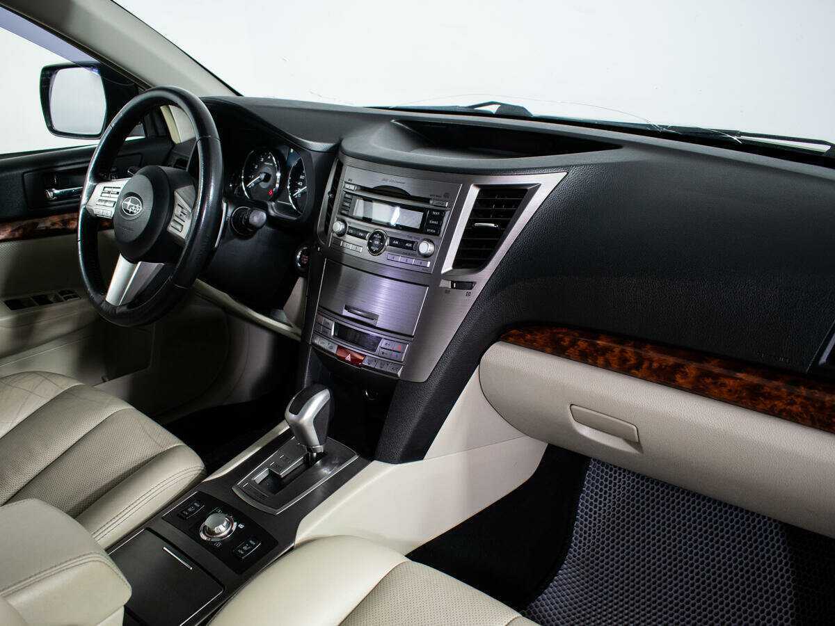 Б/У Субару Аутбэк 2011 года. Фото: #8