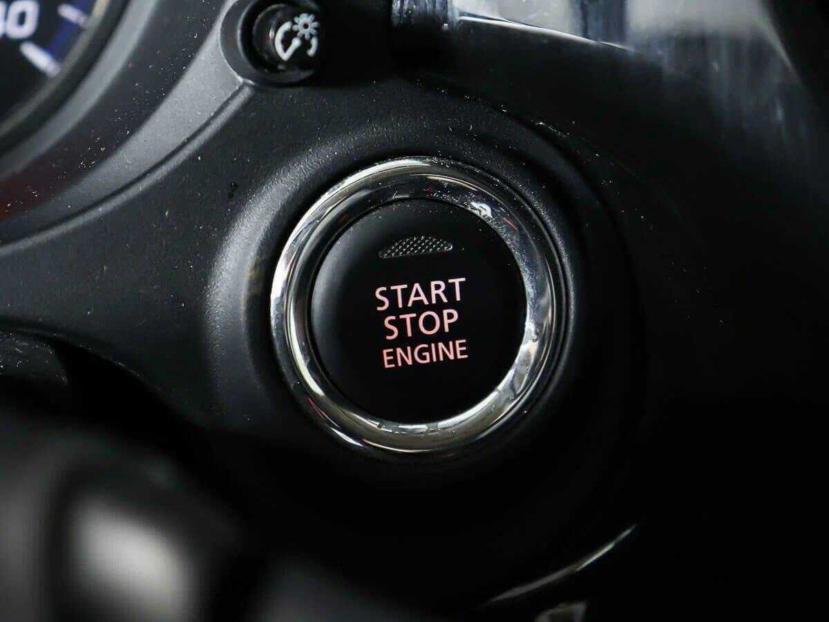 Б/У Митсубиши Оутлэндер 2016 года. Фото: #14