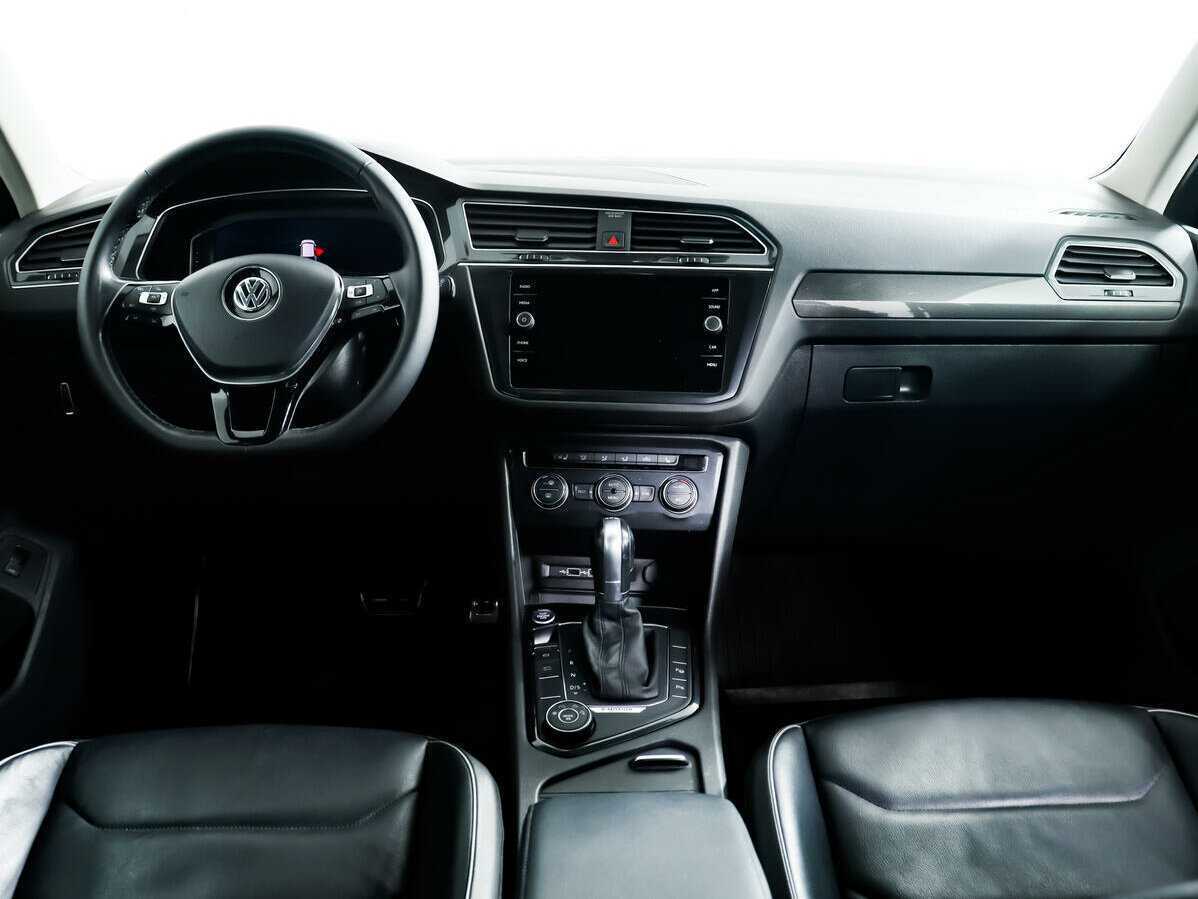 Б/У Фольксваген Тигуан 2019 года. Фото: #9