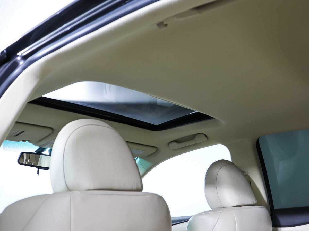 Б/У Лексус Р-Икс 2010 года. Фото: #14