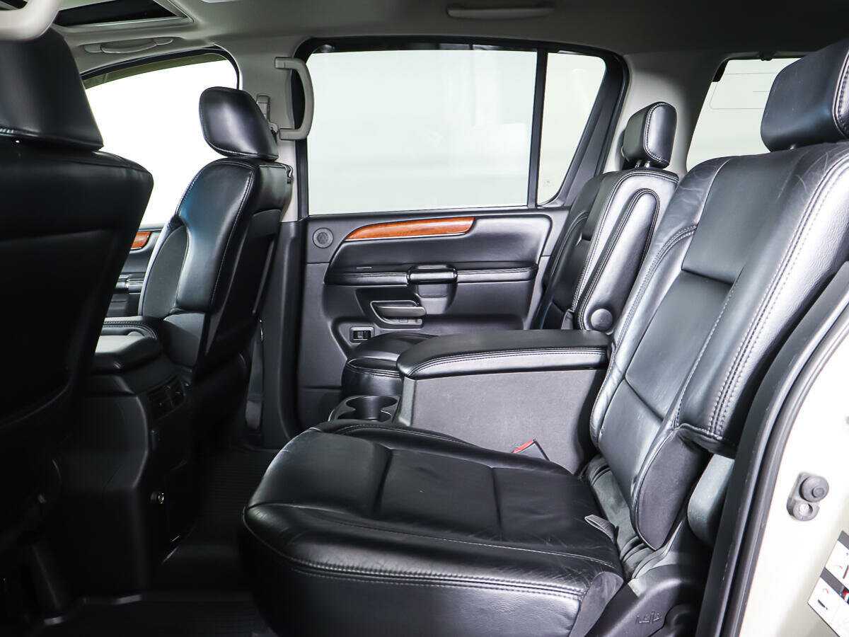 Б/У Инфинити К-Икс56 2008 года. Фото: #9