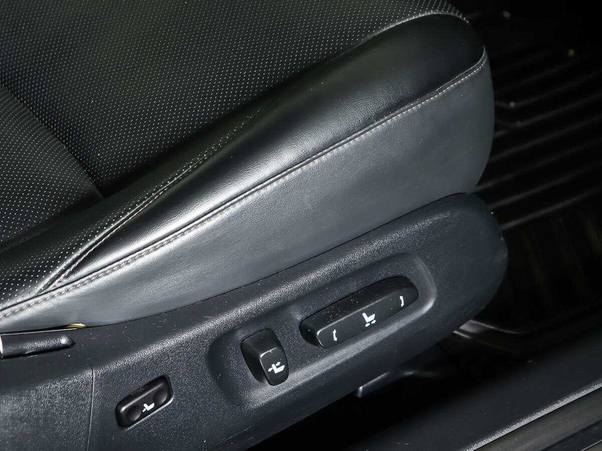 Б/У Лексус ЕС 2012 года. Фото: #15