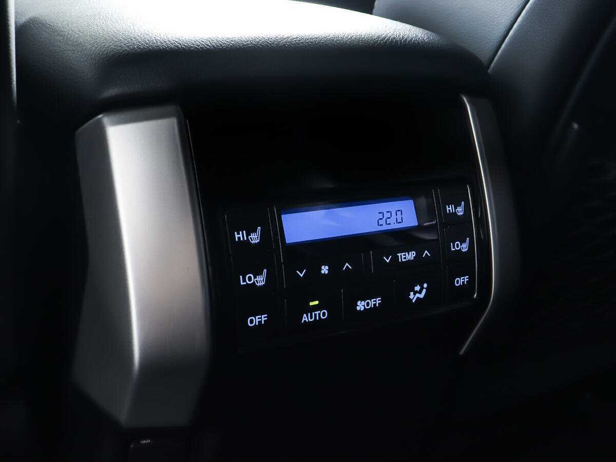 Б/У Тойота Лэнд Крузер Прадо 2020 года. Фото: #21