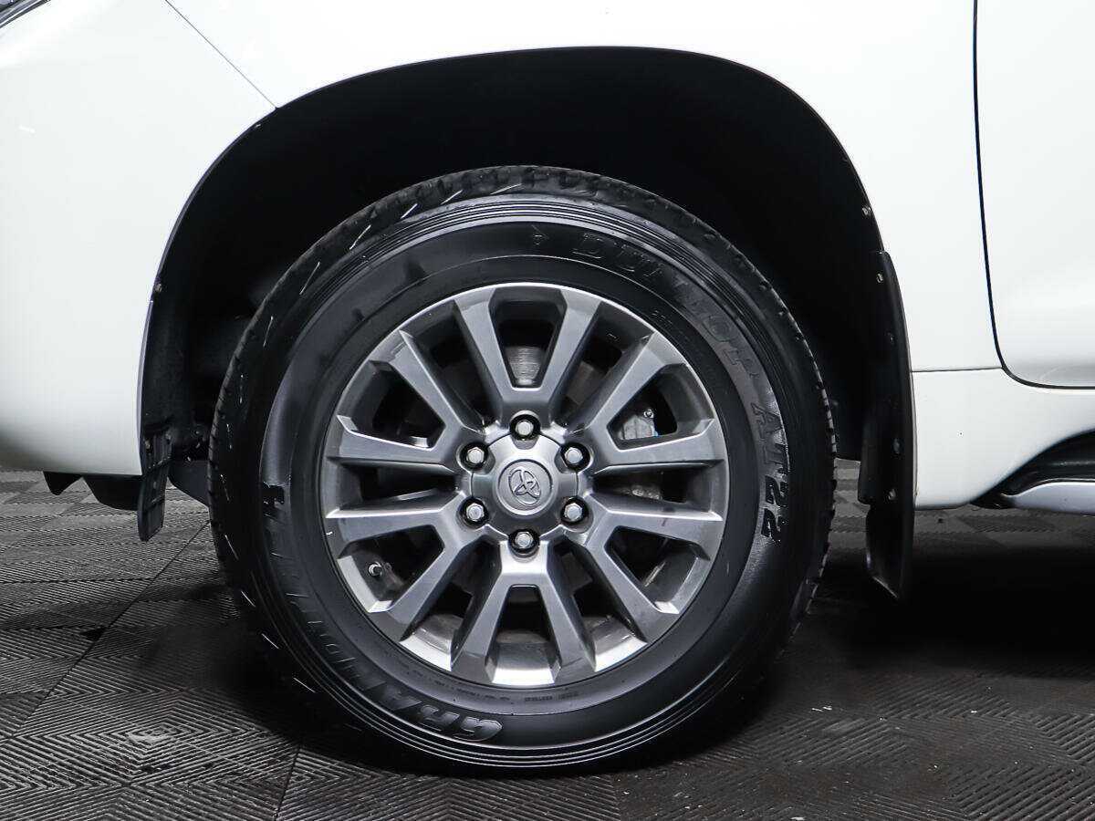 Б/У Тойота Лэнд Крузер Прадо 2020 года. Фото: #22