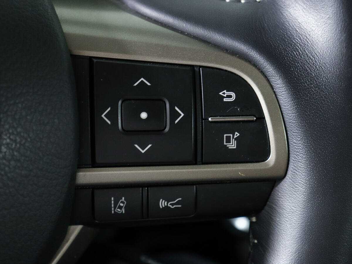 Б/У Лексус Р-Икс 2021 года. Фото: #24