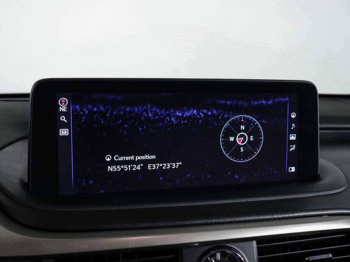 Б/У Лексус Р-Икс 2021 года. Фото: #27