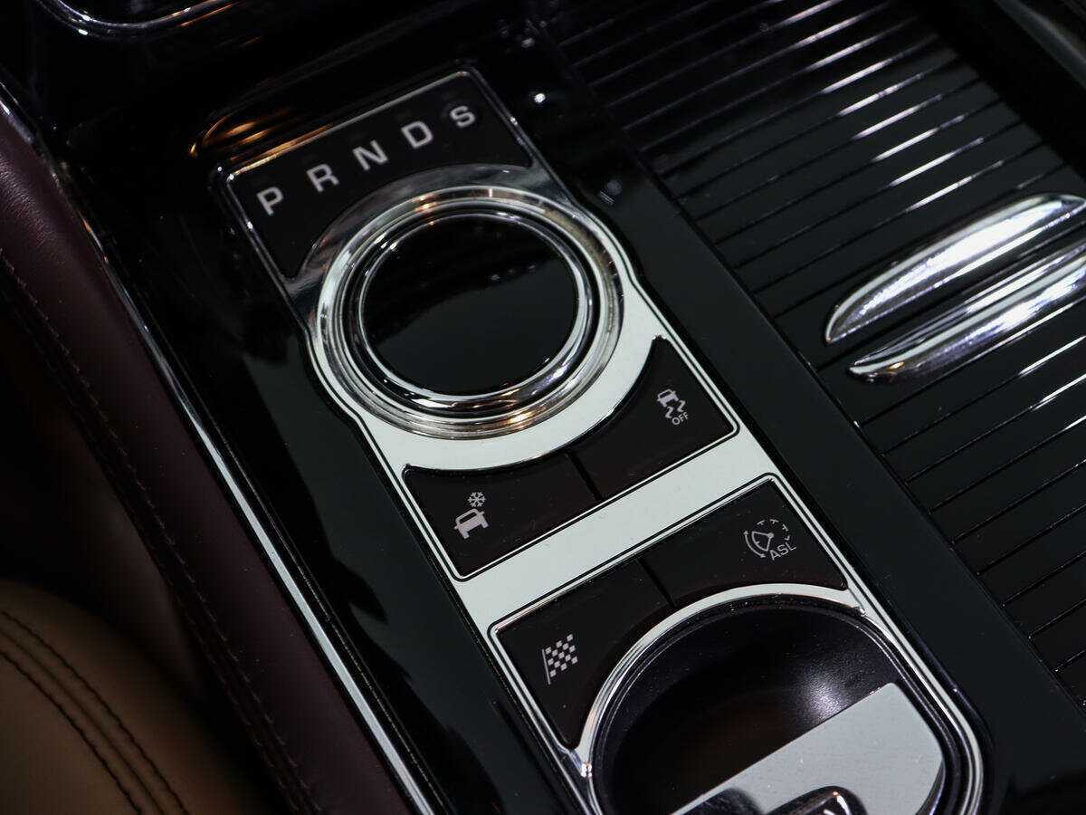 Б/У Ягуар ИксДжи 2014 года. Фото: #31