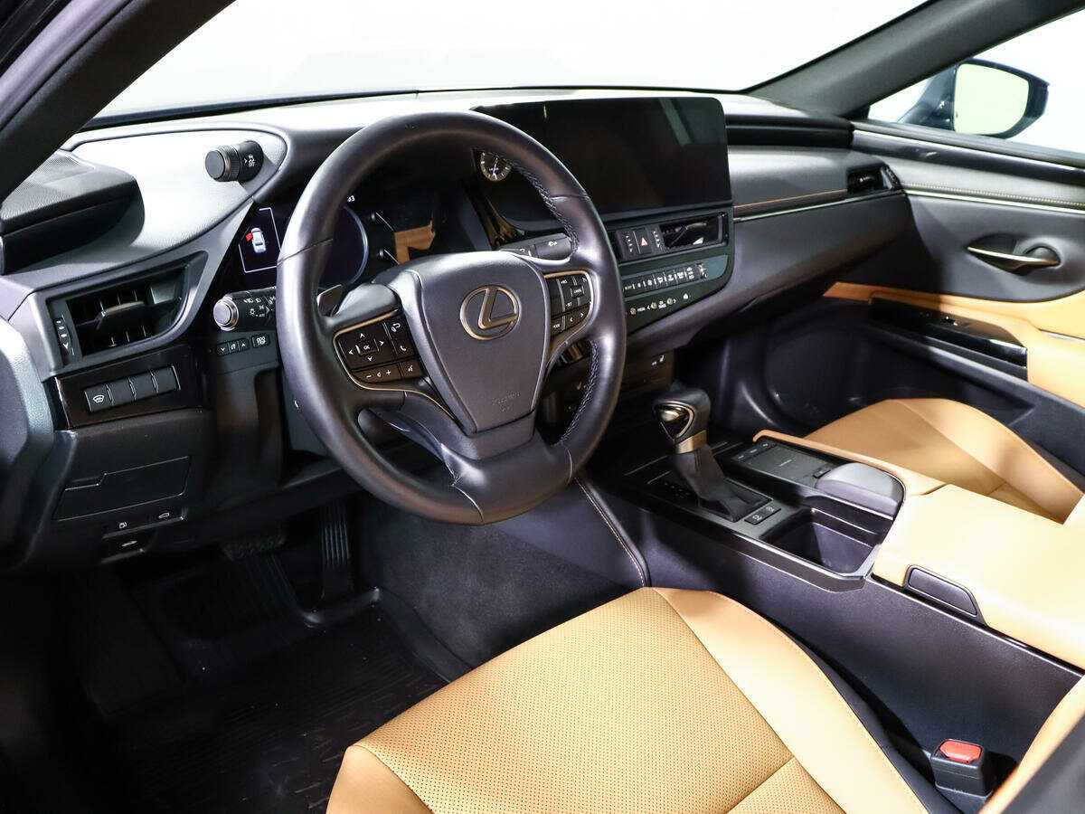 Б/У Лексус ЕС 2021 года. Фото: #6