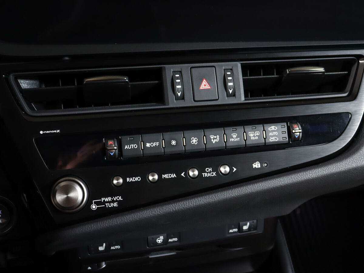 Б/У Лексус ЕС 2021 года. Фото: #14