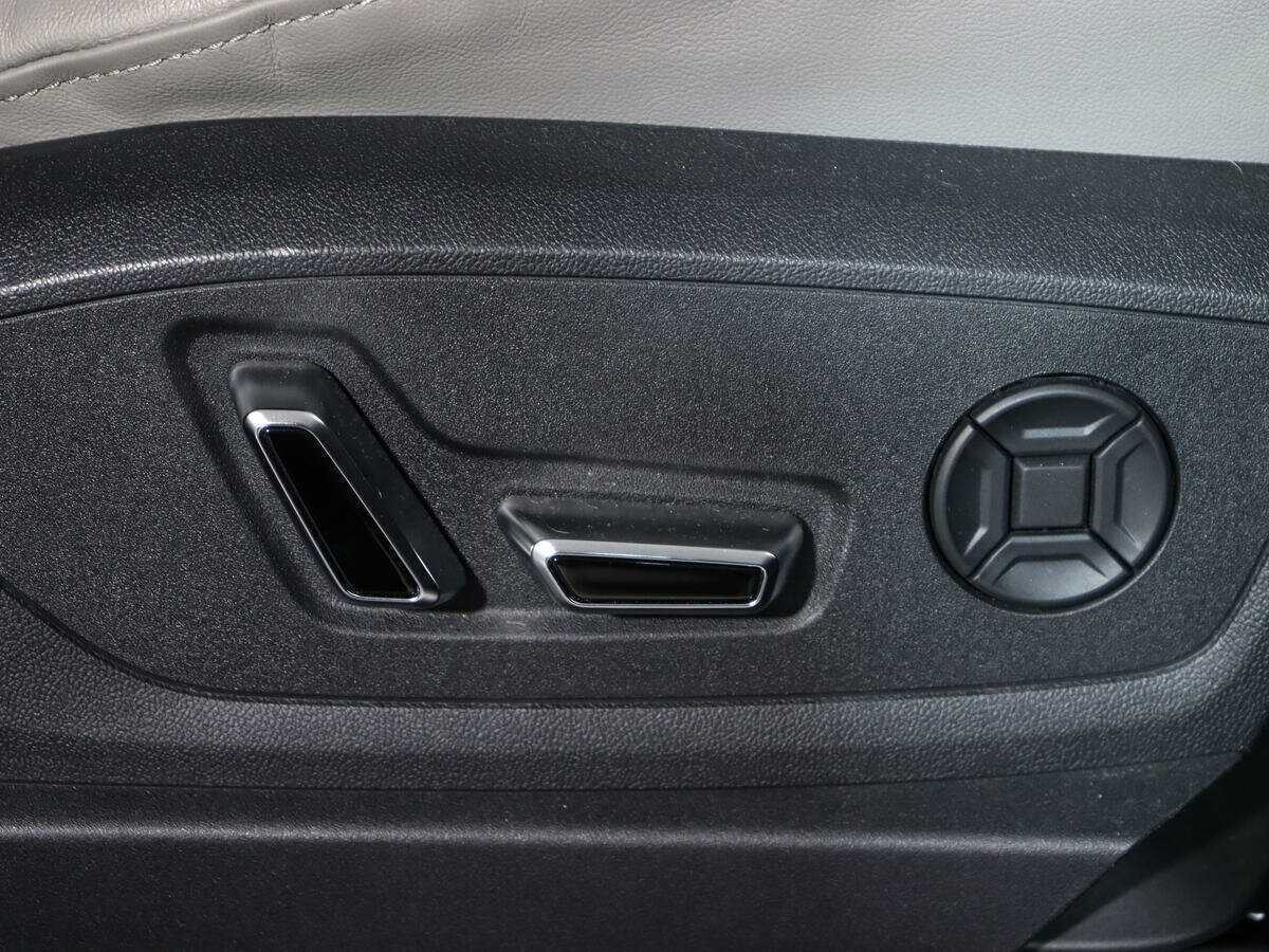 Б/У Ауди е-трон Спортбэк 2020 года. Фото: #13